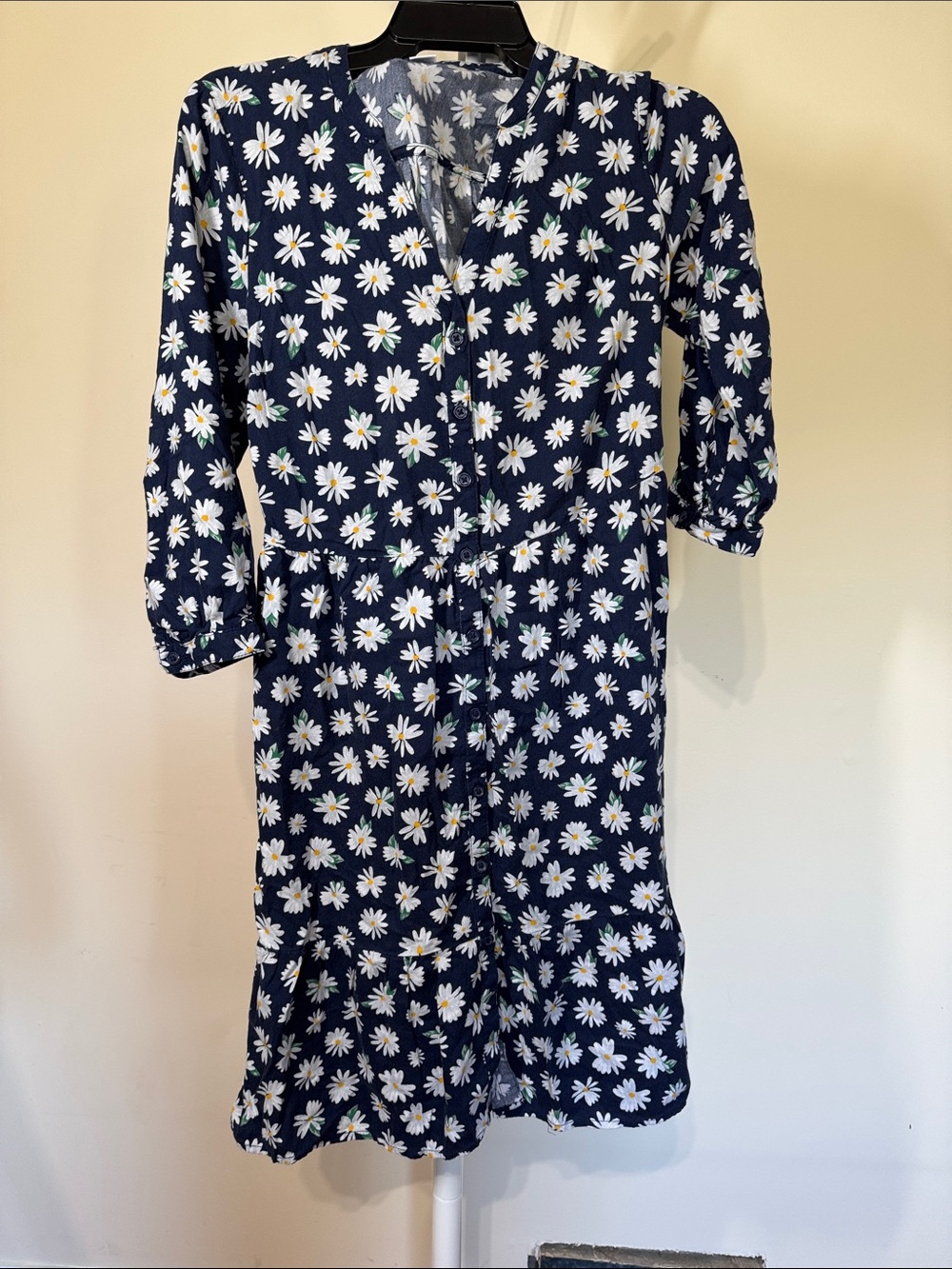 Old Navy Navy and White Daisy-Print Button Midi Dress